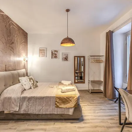 Kira Luxury With Terrace Roma