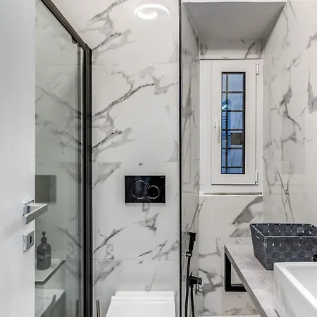 Kira Luxury With Terrace Daire *