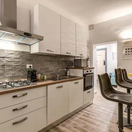 Kira Luxury With Terrace Апартаменты Рим